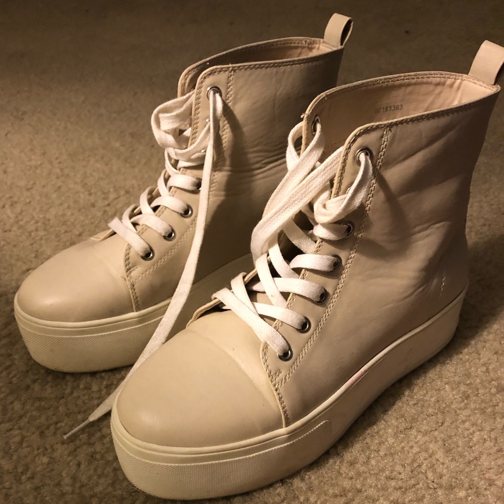 Forever 21 Platform Sneakers 👟